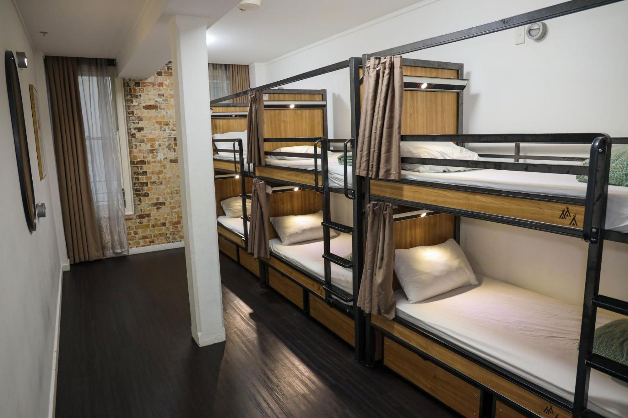 โนแมดส์ ซิดนีย์ Hostel ภายนอก รูปภาพ